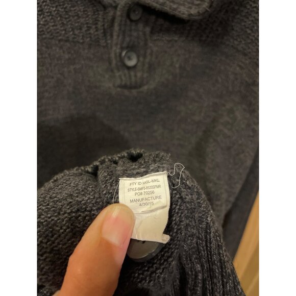 Great Northwest men's Gray Shawl Collar Knit Sweater Size L Two Button Detail - Picture 4 of 8